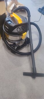 Priemyselný vysávač - 2