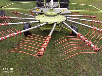 Zhrňovač sena 4,3m - 2