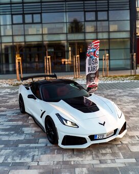 Chevrolet Corvette C7 STINGRAY - 2