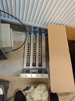 Profi audio kabelaz vymontovana z prenosoveho vozu - 2