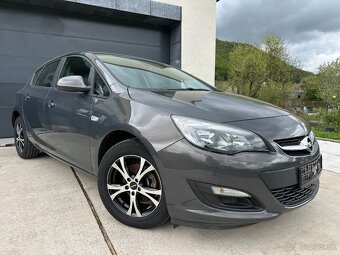 Opel Astra 1.4 Turbo 140k r.v 2012 - 2