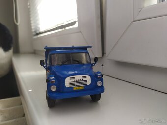 Tatra 148 1:43 - 2