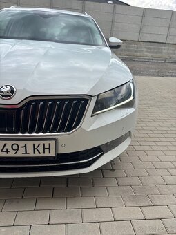 Škoda Superb Combi 2.0 TDI 4x4 - 2