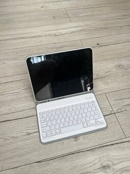 Apple IPad 2025 - 2