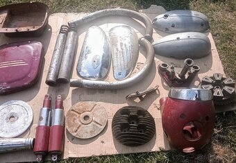Jawa Panelka 559,360 diely - 2