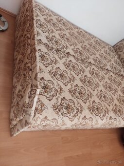 Manželská posteľ s úložným priestorom - 2