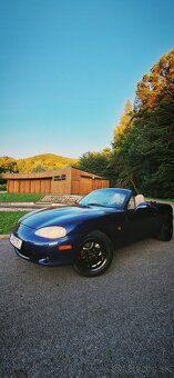 • Mazda Miata MX-5 NB 1.6 roku výroby 2001 • - 2