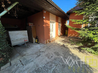 Veľký pozemok až 1699m2, samostatne stojaci RD, všetky IS, H - 2