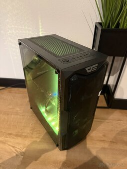 Herný PC - Ryzen 5 2400G / 16GB / RX580 8GB / 256GB SSD - 2