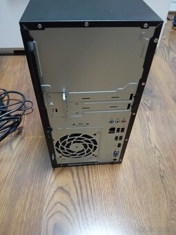 Predám osobný počítač HP 460 - a040nc - 2