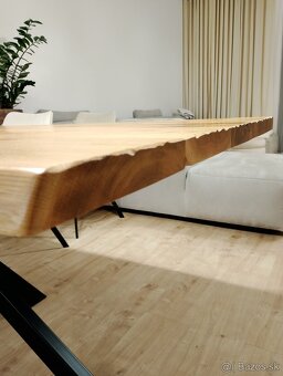 Dubový jedálenský stôl - 2