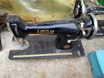 Predám tieto šijacie stroje - 2