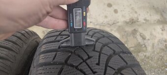 Zimné Goodyear Ultragrip 9 205/60/16 92H - 2