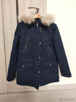NOVA znackova damska bunda - 2