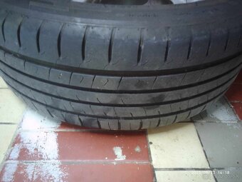 225/50 r17 - 2