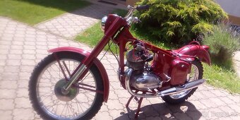 Jawa libenak 553 a 554 - 2