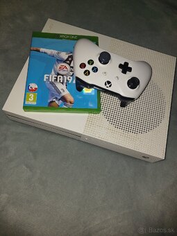 Xbox one s 356Gb - 2