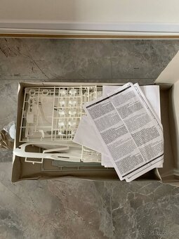 Airbus A380 revell 1:144 interior - 2