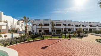 2- a 3-izbové apartmány v modernom komplexe v Almerii, Špani - 2
