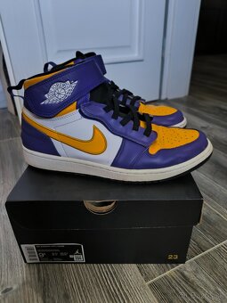 AIR JORDAN 1HI FLYEASE - 2