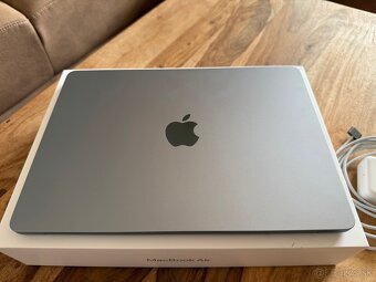 Macbook Air M2 8gb RAM 256gb disk - 2