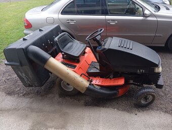 Traktorová kosacka 11hp - 2
