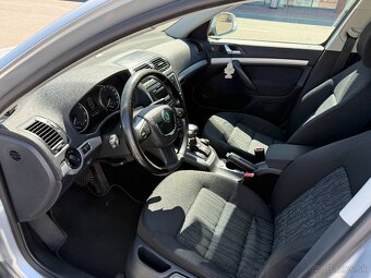 Skoda octavia combi II facelift - 2