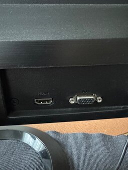 ASUS monitor 22” - so zníženými emisiami modrého svetla - 2