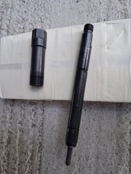 Predám vstrekovače ford - 2