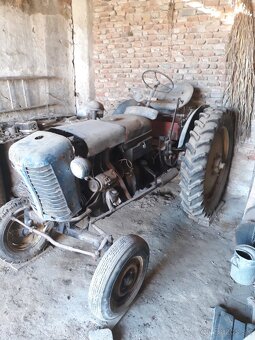 Kúpim Zetor 25 - 2