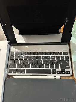 Predám iPad 32GB (6.generácia) - 2