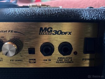 Ibanez Gio + Marshall MG Series 30DFX - 2