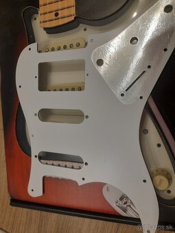 Pickguard Stratocaster - nový - 2