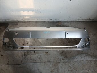 Volkswagen Golf 7 naraznik 5G0807221 - 2