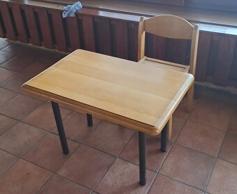 Detský stôl so stoličkou z masívu - 2