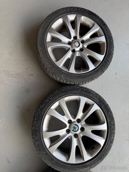 Skoda superb 5x112 R17 - 2