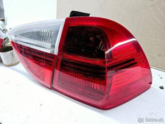 zadné svetla BMW E90 E91 2005-2008 - 2
