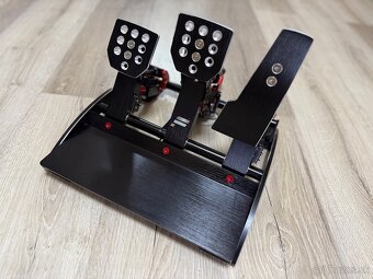 Fanatec V3 + Damper Kit + Brake Performance Kit - 2