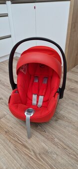Autosedačka Cybex Cloud Z i-Size + otočná báza - 2