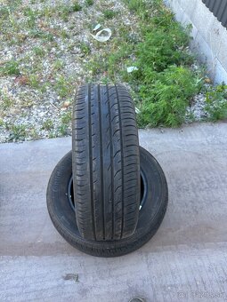 215/60 R16 - 2
