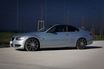 BMW E92 335i - 2