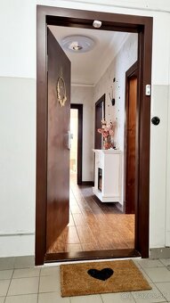 Prenájom 2 izb. byt na Sklenárovej, zariadený, tichý - 2