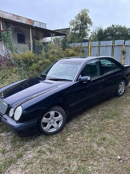 Mercedes E 2,2CDI - 2