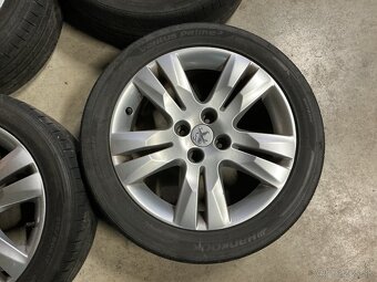 Peugeot 5008 - orig. alu kola. - 2