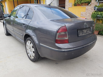 ŠKODA SUPERB 2,0D 103KW RV.2006 - 2