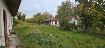 NA PREDAJ STAVEBNÝ POZEMOK BRATISLAVA - 2