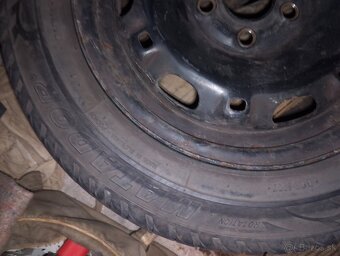 Predám 4ks R14 5x100 na plechu Goldline glw1 zimné - 2