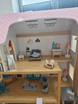 Drevený Lidl domček s postavičkami a príslušenstvom - 2