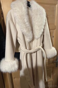 Vlneny kabat s kozusinou - 2