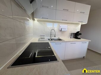 REZERVOVANÝ prenájom zrekonštruovaného 3 izbového bytu, ul.  - 2